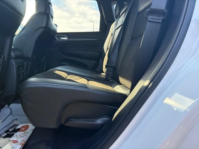 Used 2019 Jeep Grand Cherokee Altitude AWD/4WD image 19
