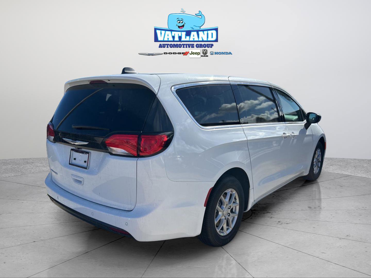 New 2026 Chrysler Voyager LX image 6