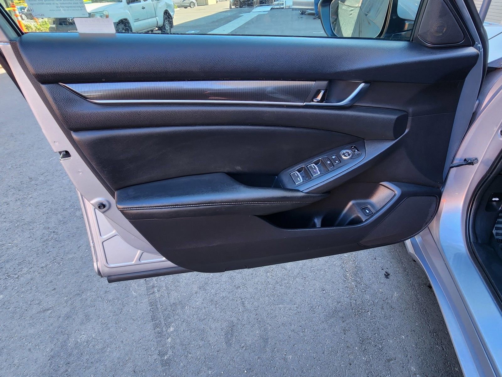 Used 2019 Honda Accord Sport image 21