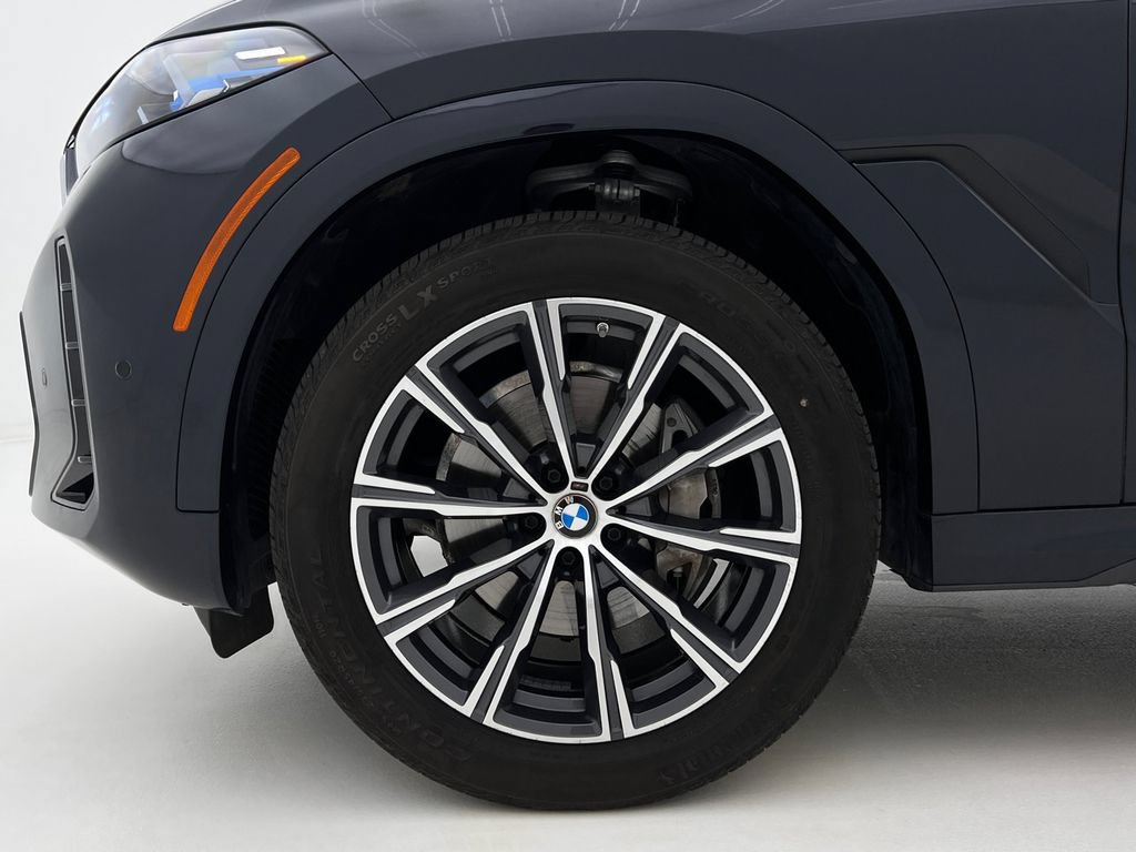 Certified 2024 BMW X6 xDrive40i w/ Premium Package AWD/4WD image 27