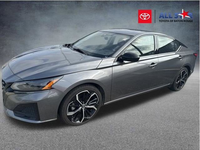 Used 2024 Nissan Altima 2.5 SR FWD image 1