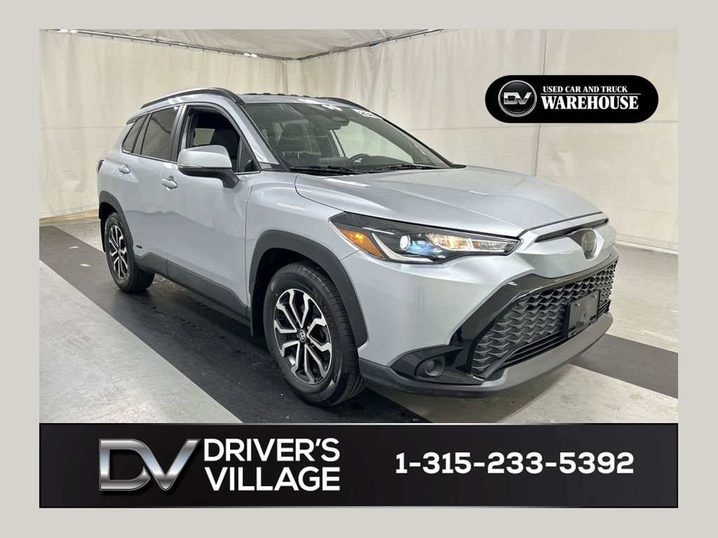Used 2024 Toyota Corolla Cross AWD Hybrid w/ Moonroof Package image 1