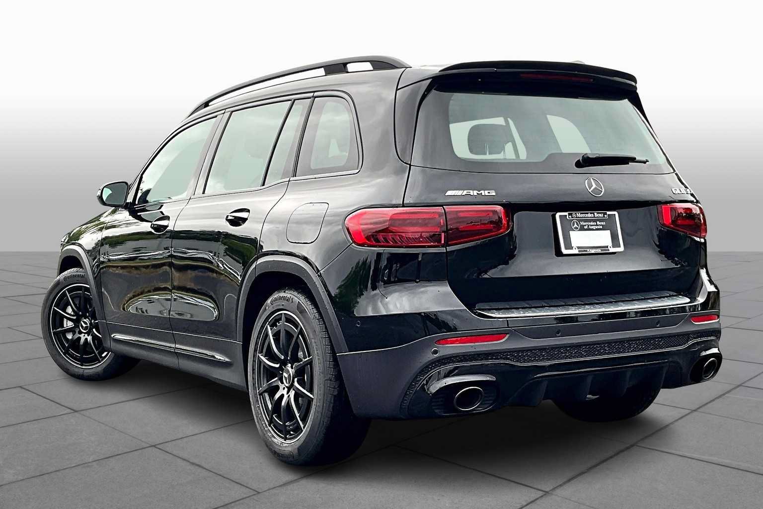 Used 2025 Mercedes-Benz GLB 35 AMG 4MATIC image 12