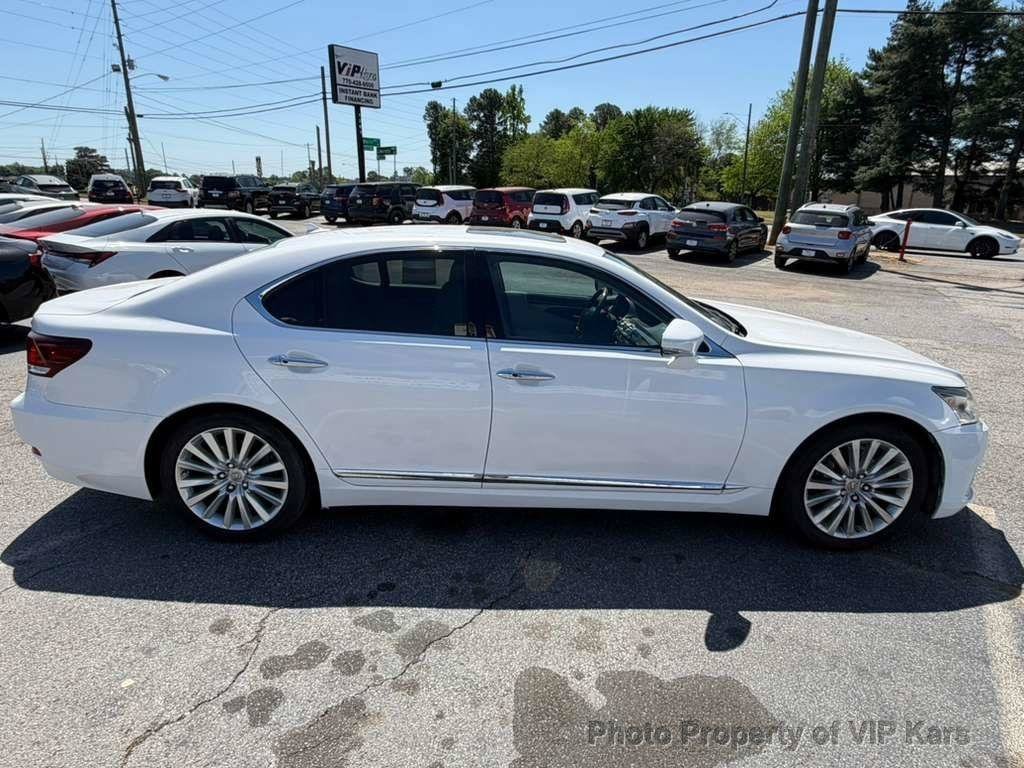Used 2013 Lexus LS 460 w/ Comfort Pkg RWD image 4