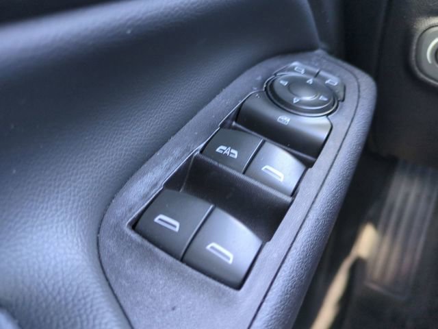 Used 2018 Chevrolet Equinox Premier image 27