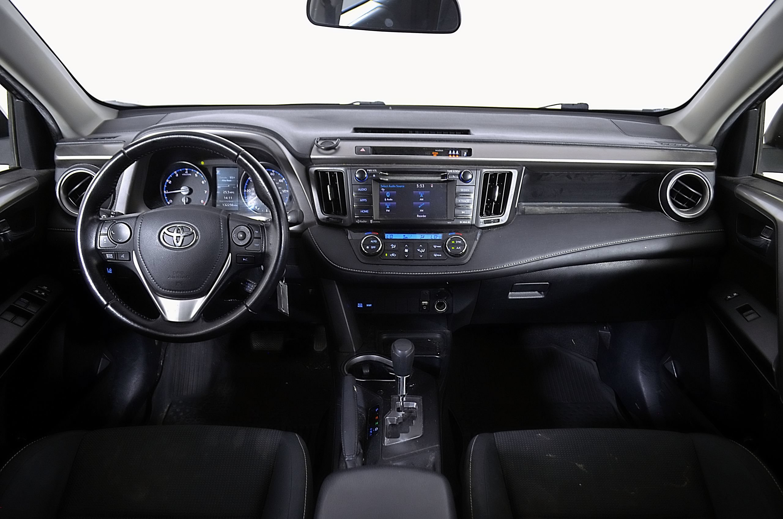 Used 2017 Toyota RAV4 XLE w/ All Weather Liner Package AWD/4WD image 18