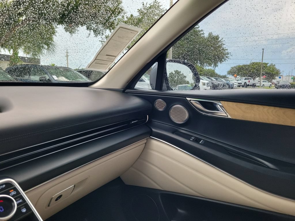 Certified 2024 Genesis GV80 2.5T w/ Prestige Package AWD/4WD image 31