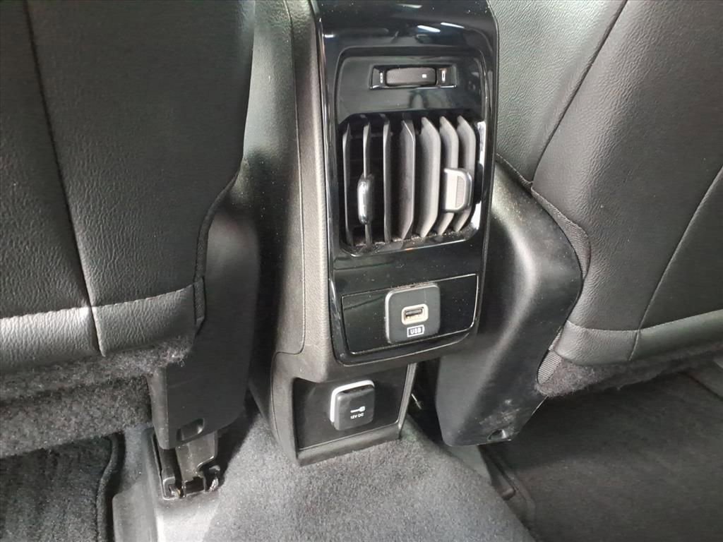 Used 2025 Jeep Compass Limited AWD/4WD image 14