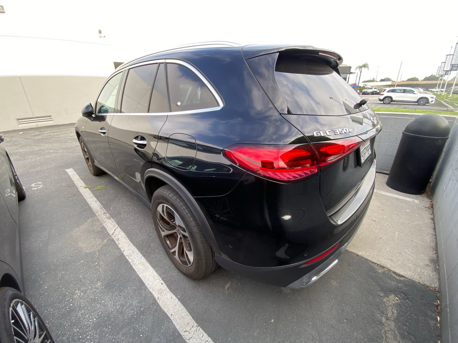 Certified 2025 Mercedes-Benz GLC 350e 4MATIC image 4