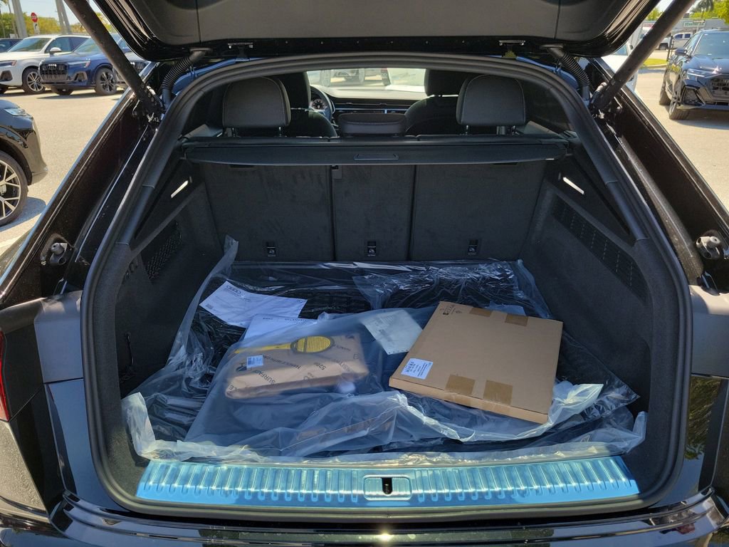 New 2026 Audi Q8 Premium Plus image 30