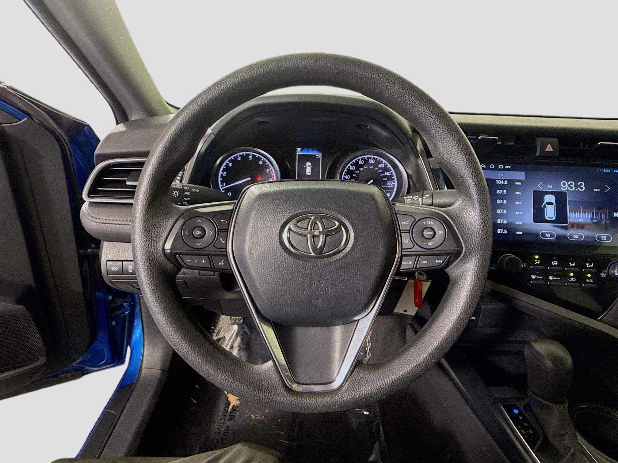 Used 2020 Toyota Camry LE w/ Carpet Mat Package image 13