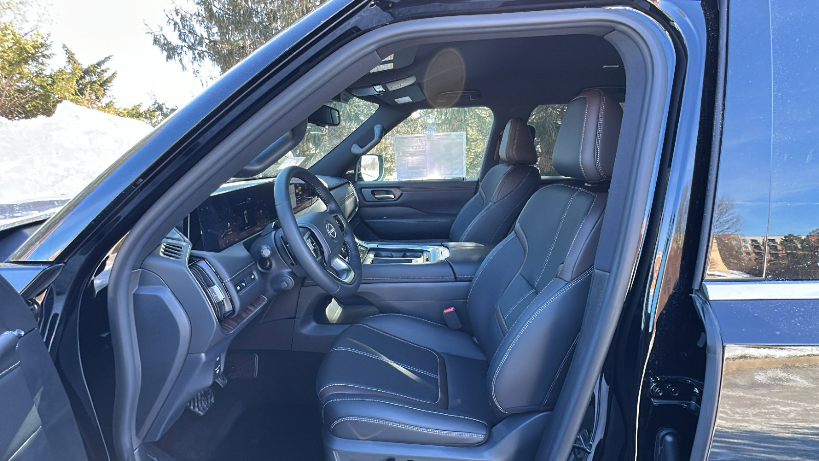 New 2026 Nissan Armada SL image 7
