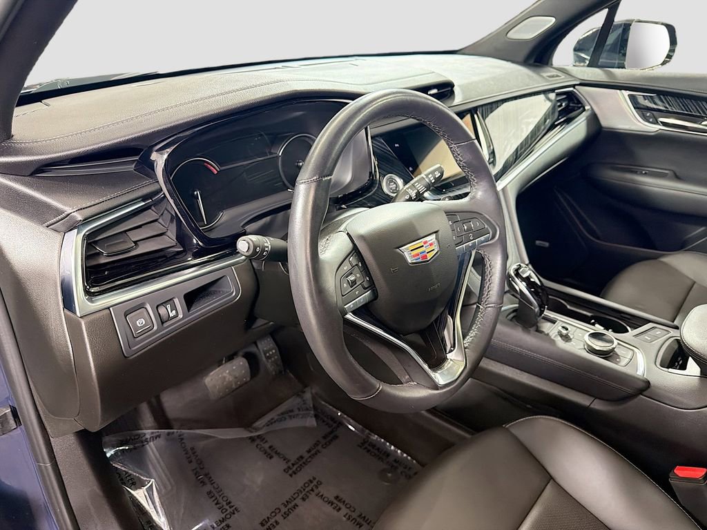 Used 2024 Cadillac XT6 Premium Luxury AWD/4WD image 12