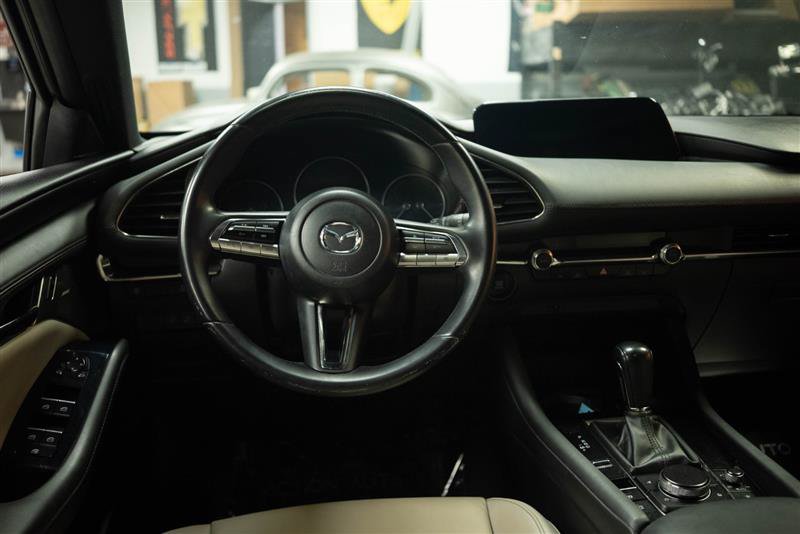 Used 2020 MAZDA MAZDA3 Hatchback w/ Preferred Package FWD image 18
