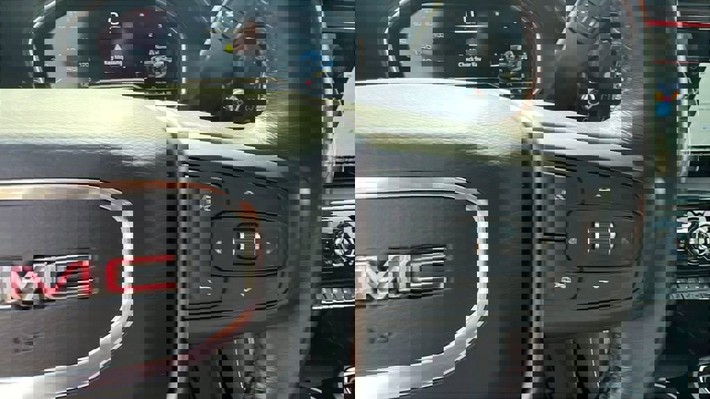 Used 2024 GMC Sierra 2500 AT4X image 26