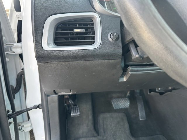 Used 2013 Chevrolet Equinox LS image 4