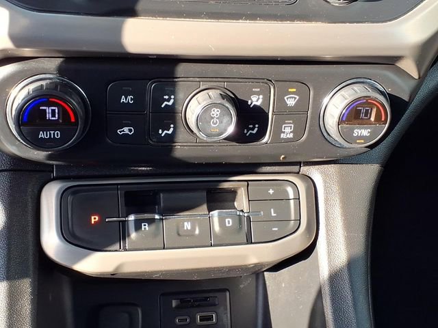 Used 2021 GMC Acadia Denali w/ GMC Pro Grade Package image 26