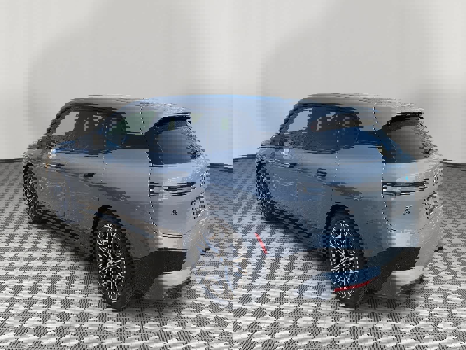 Used 2025 BMW iX M60 image 7