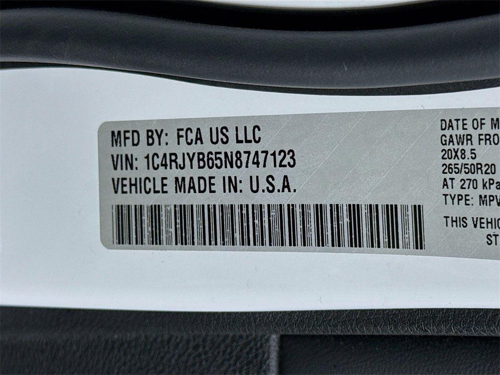 Used 2022 Jeep Grand Cherokee Limited 4xe image 37