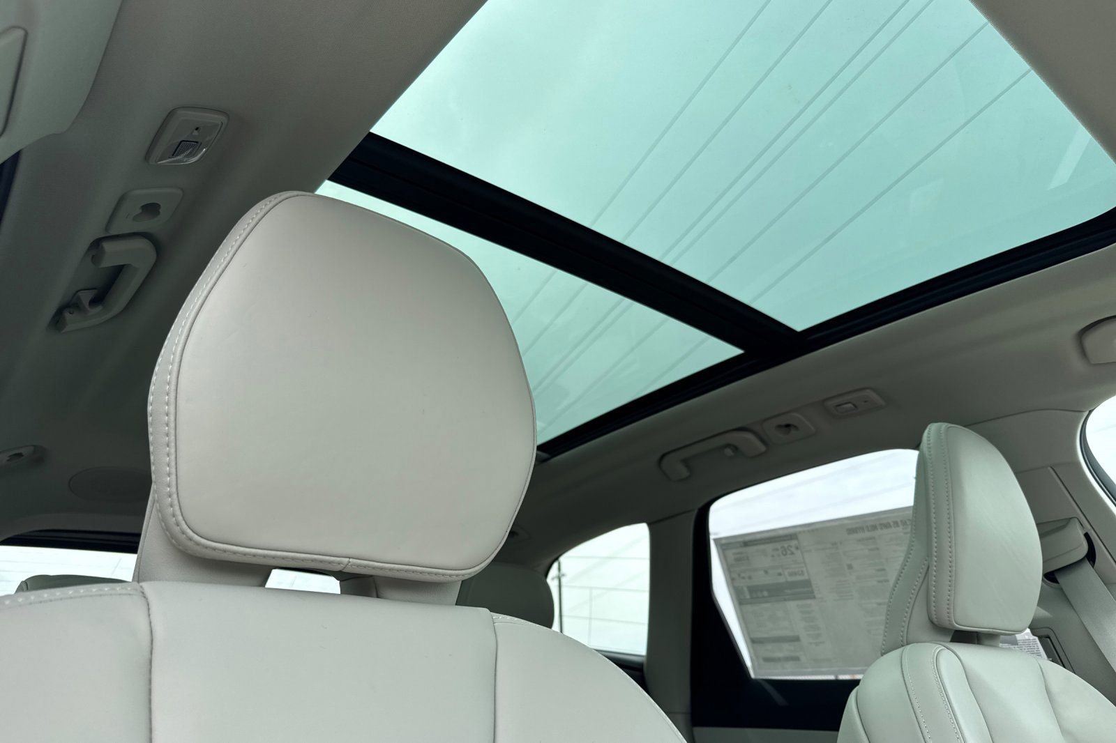 New 2026 Volvo XC60 B5 Ultra w/ Protection Package Premier image 19