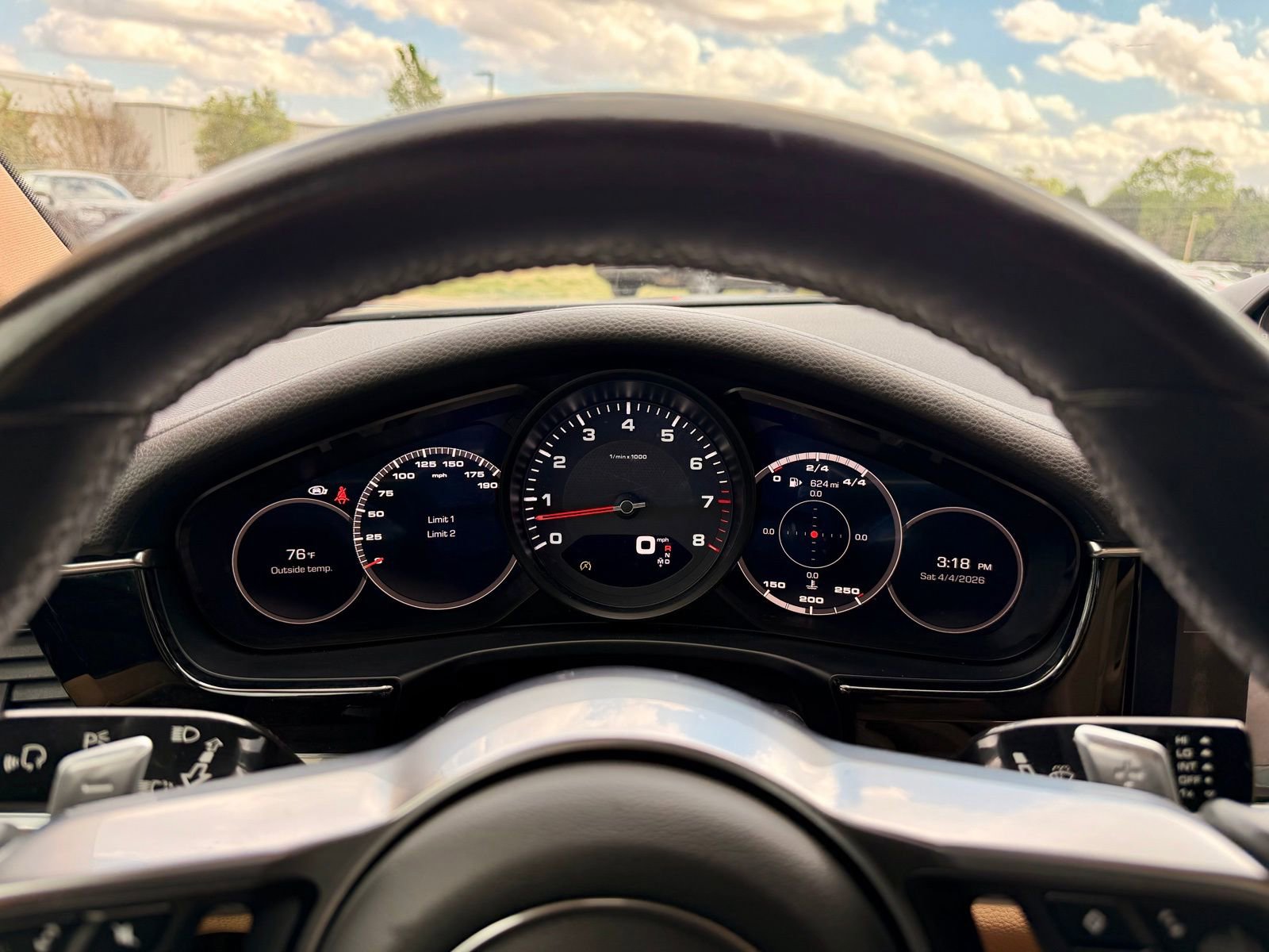 Used 2018 Porsche Panamera 4 image 44