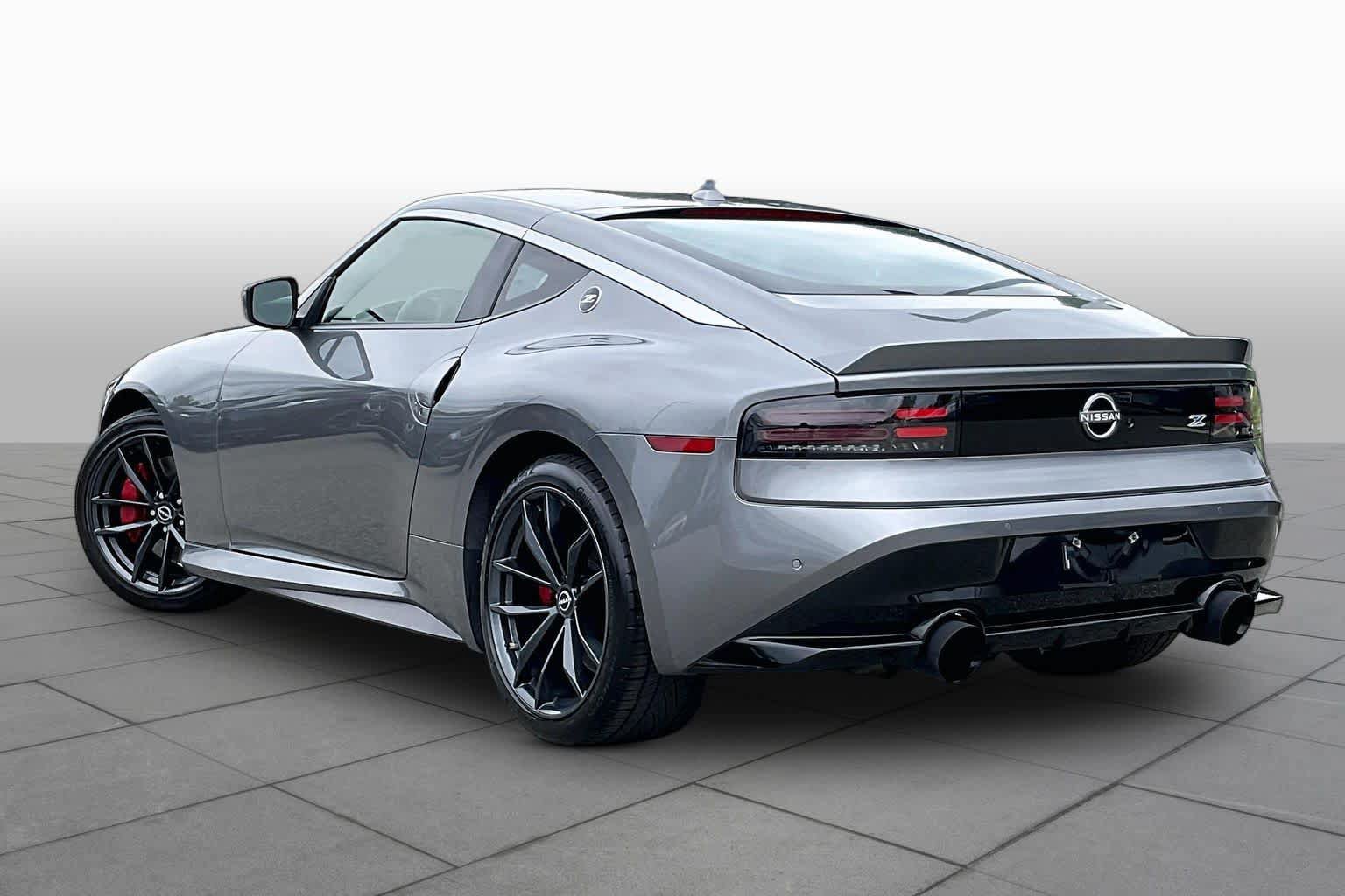 Used 2024 Nissan Z Performance w/ Floor Mat Package RWD image 11