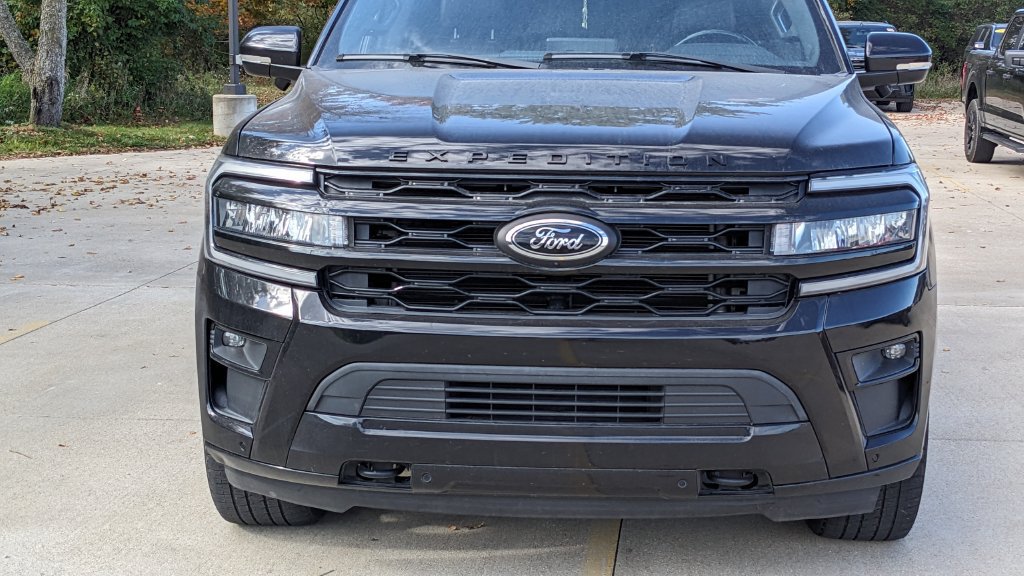 Used 2023 Ford Expedition Max Limited AWD/4WD image 9