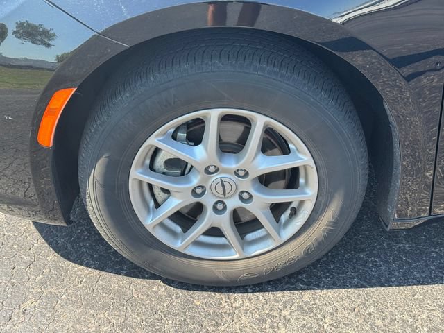 Certified 2024 Chrysler Pacifica Touring-L FWD image 10