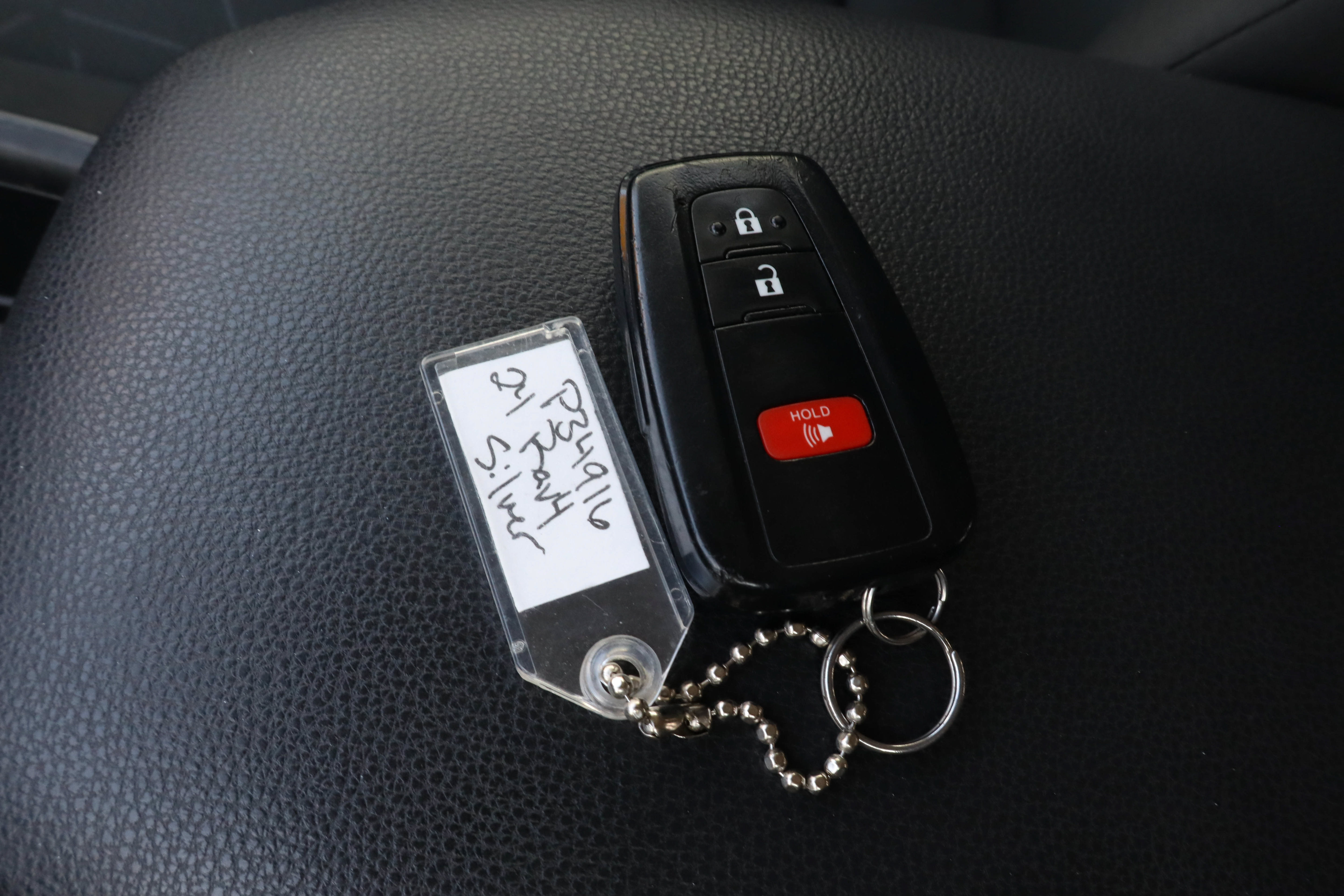 Used 2024 Toyota RAV4 XLE FWD image 29