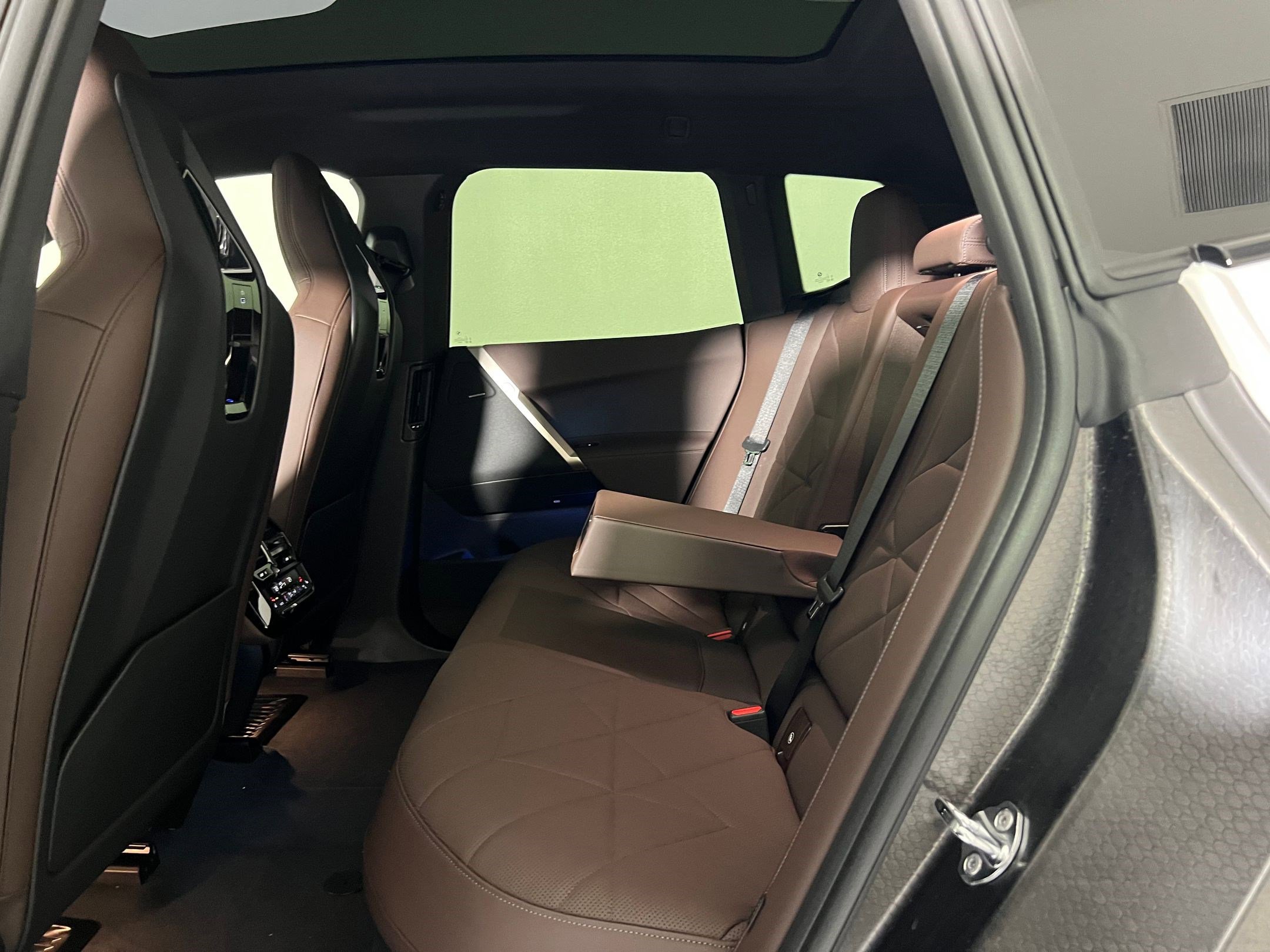 New 2026 BMW iX xDrive60 w/ Executive Package AWD/4WD image 13