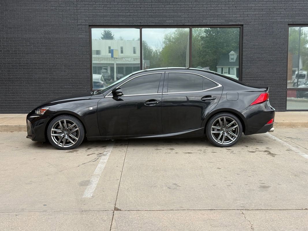 Used 2019 Lexus IS 350 F Sport w/ F Sport Package AWD/4WD image 16