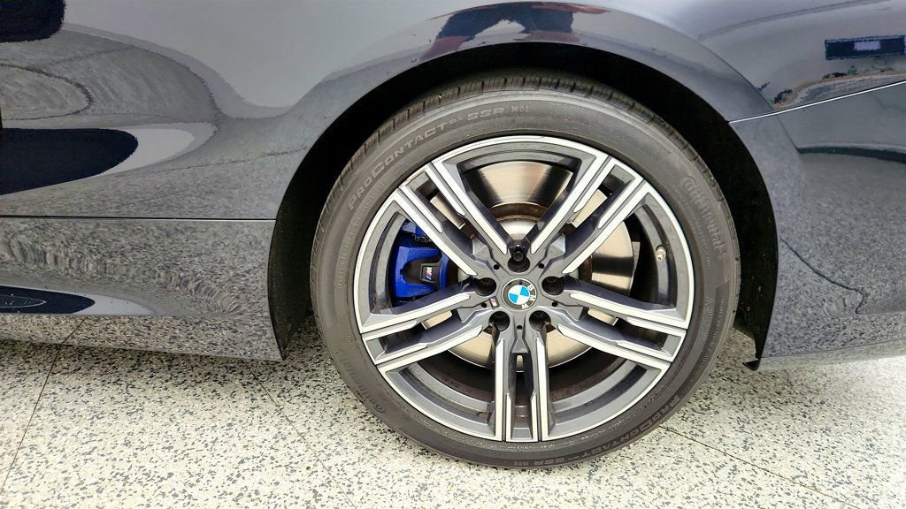 Used 2021 BMW M850i xDrive Coupe w/ M Carbon Exterior Package AWD/4WD image 9