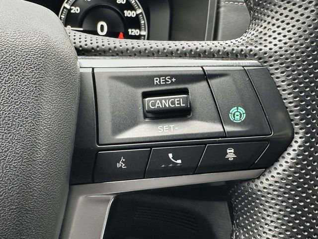 Used 2023 Mitsubishi Outlander SE Black Edition image 9