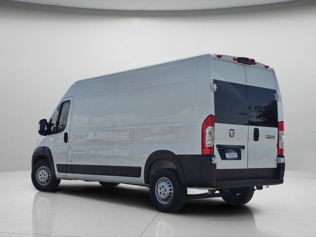 Used 2025 RAM ProMaster 2500 FWD image 16