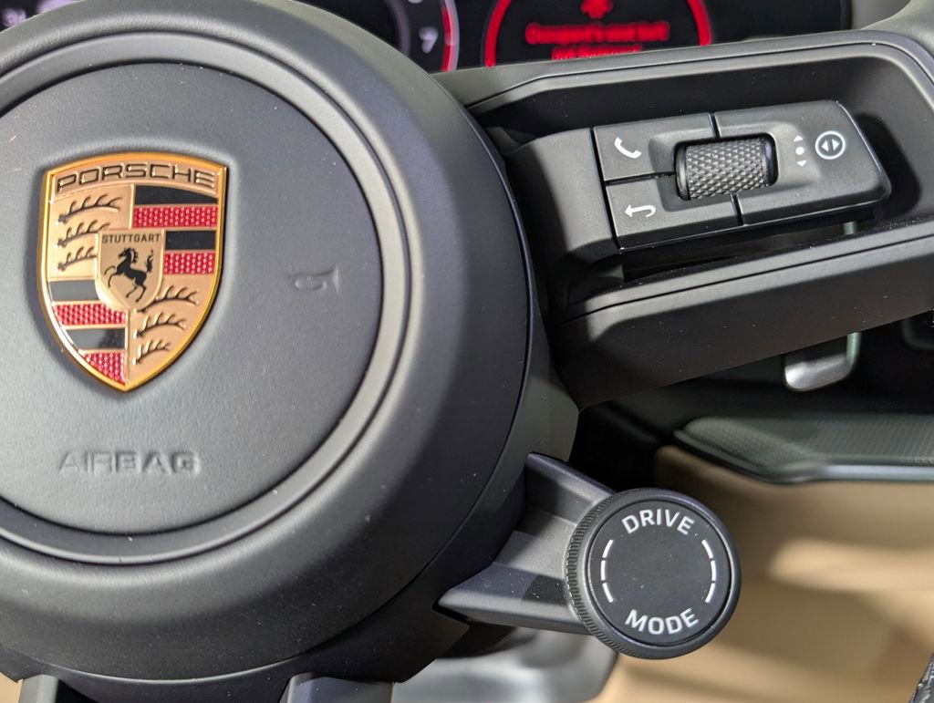 New 2026 Porsche Cayenne image 39