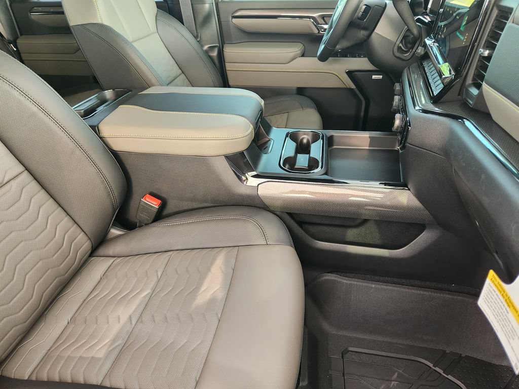 New 2026 Chevrolet Silverado 2500 ZR2 AWD/4WD image 11