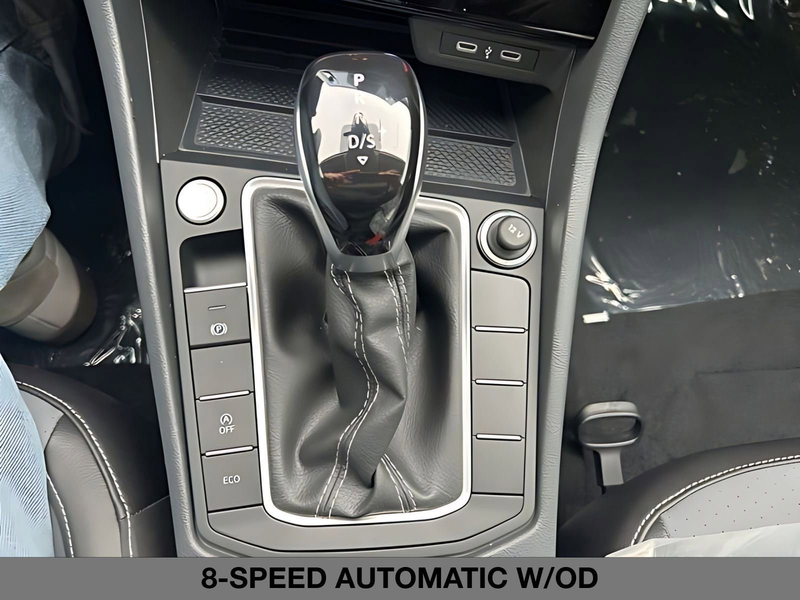 New 2026 Volkswagen Jetta SE FWD image 24