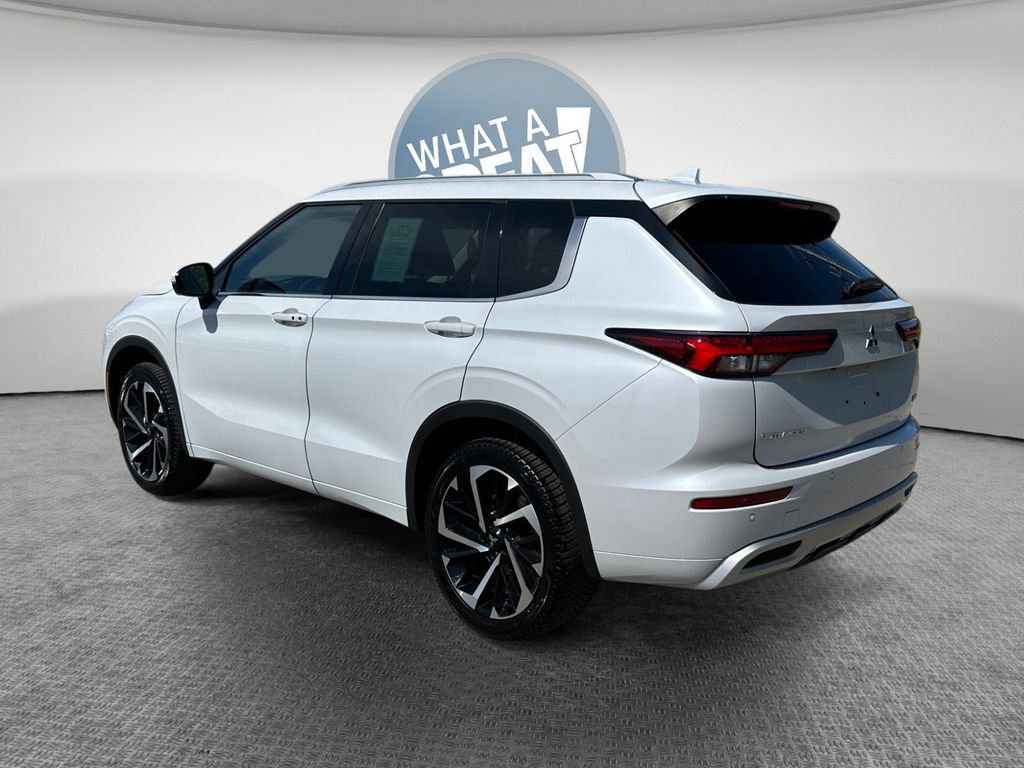 Used 2022 Mitsubishi Outlander SEL AWD/4WD image 6