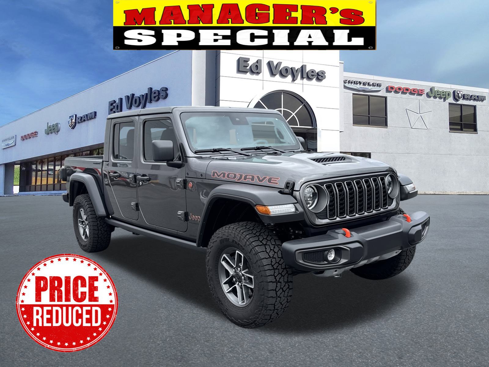 Used 2025 Jeep Gladiator Mojave w/ Convenience Group image 1