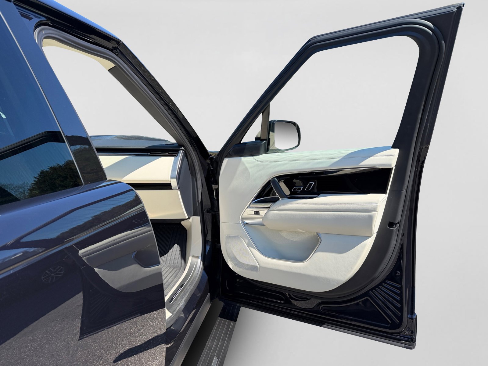 Certified 2023 Land Rover Range Rover Autobiography image 24