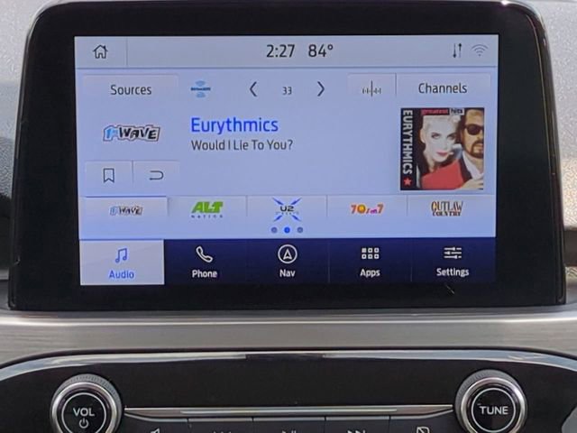 Used 2021 Ford Escape Titanium image 18