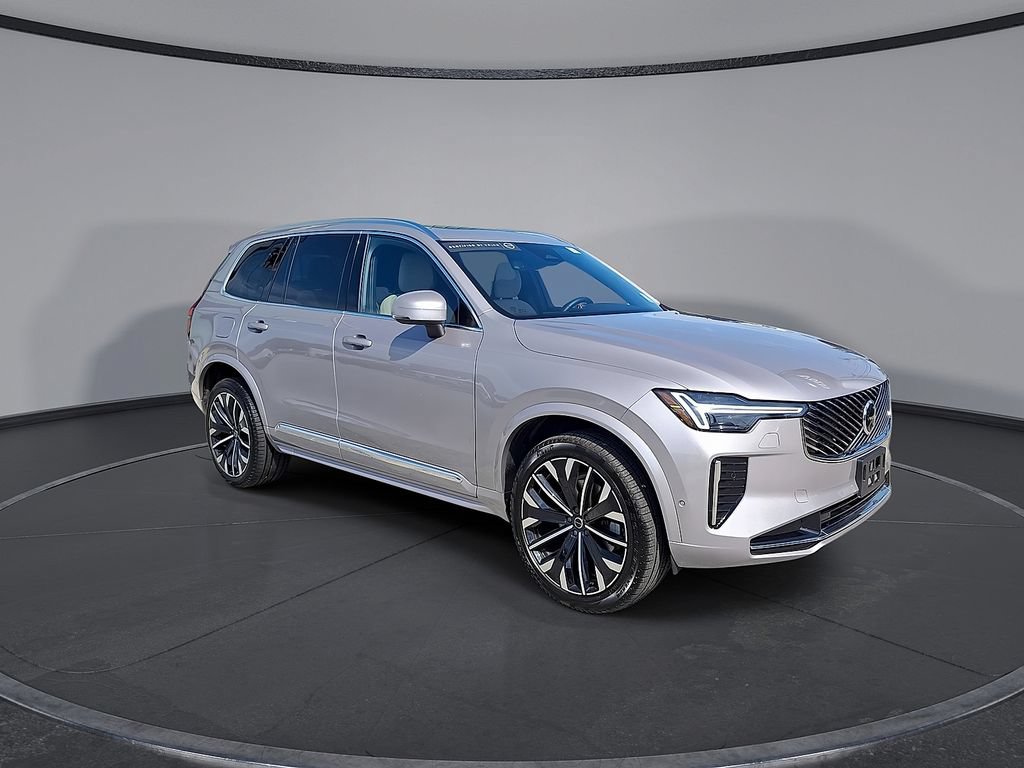 Certified 2026 Volvo XC90 B6 Plus AWD/4WD image 5