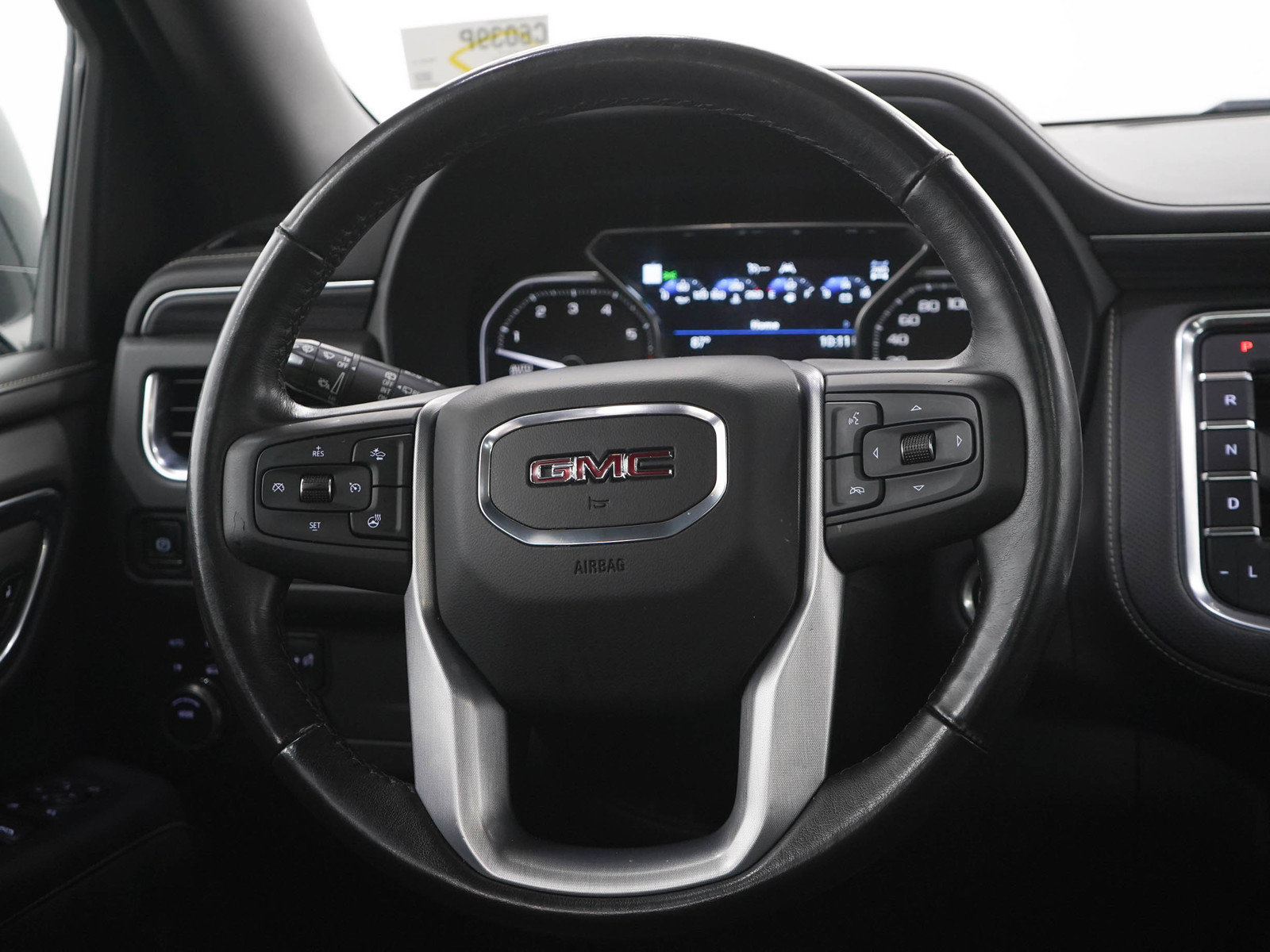 Used 2021 GMC Yukon XL SLT w/ Rear Media and Nav Package AWD/4WD image 20