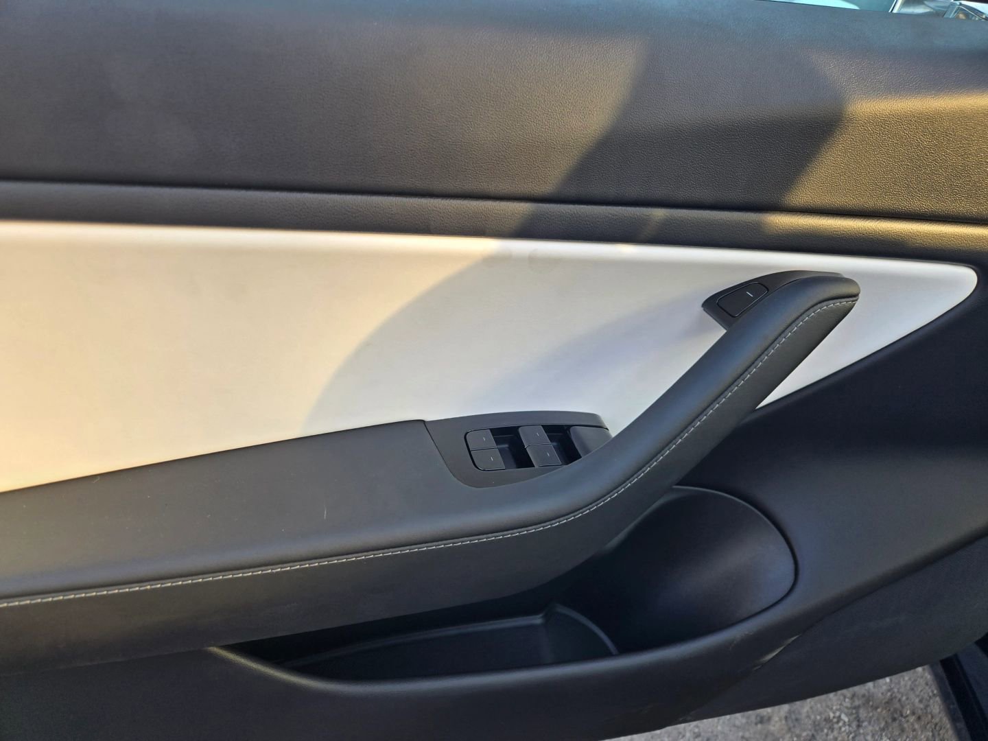 Used 2020 Tesla Model 3 Performance image 9