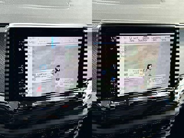 Used 2025 Volkswagen Atlas Cross Sport SEL Premium R-Line image 22