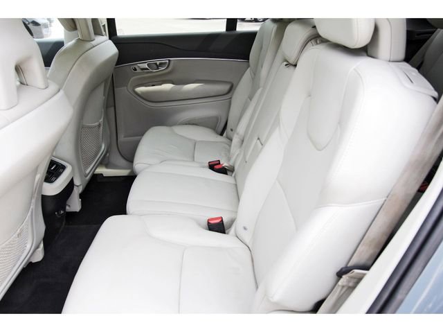 Used 2020 Volvo XC90 T5 Momentum FWD image 13