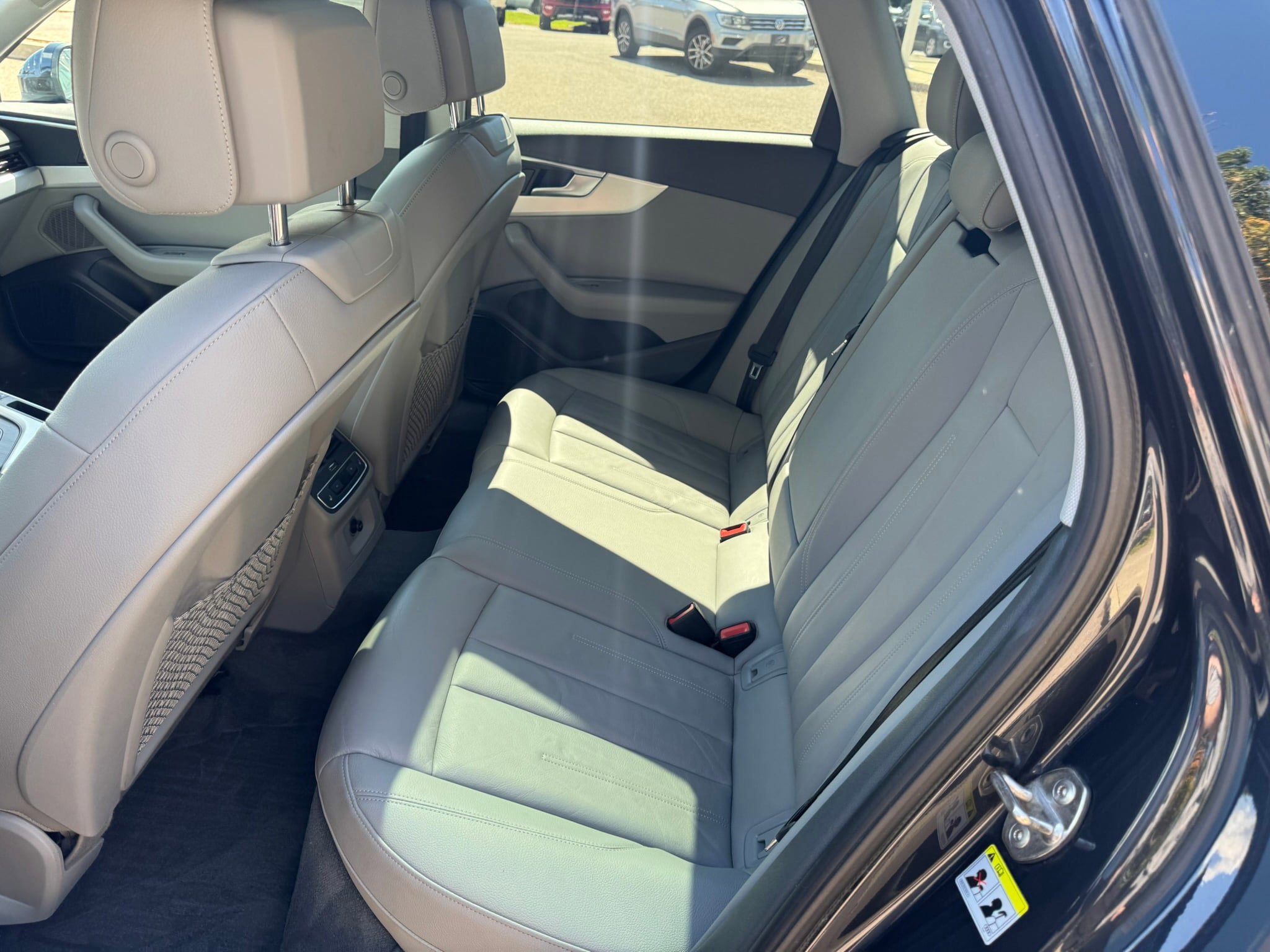 Used 2018 Audi A4 2.0T allroad Premium Plus AWD/4WD image 10