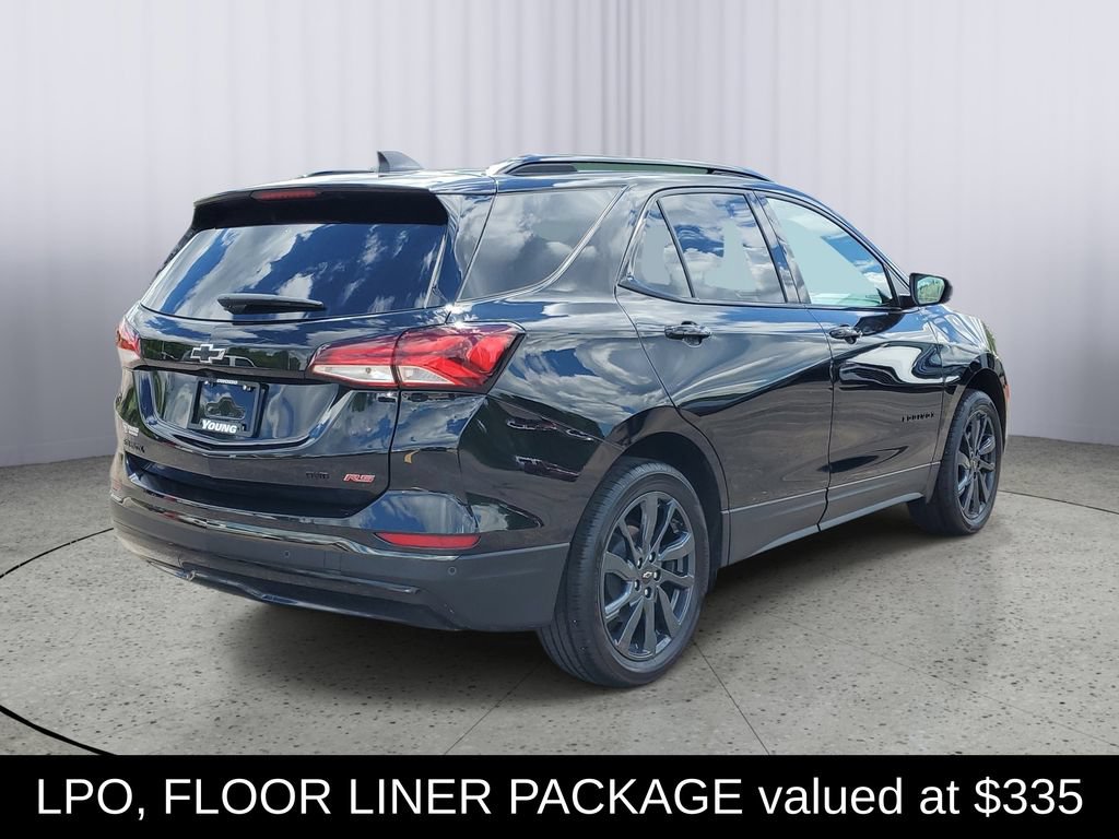 Used 2023 Chevrolet Equinox RS w/ LPO, Floor Liner Package AWD/4WD image 3