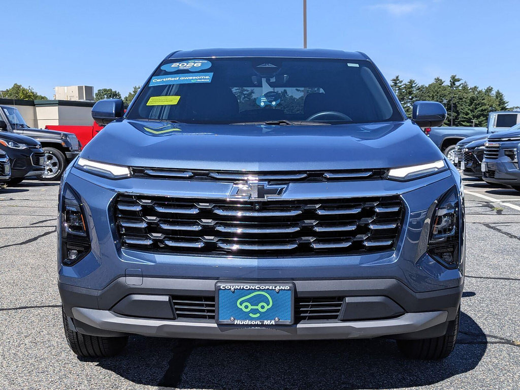 Used 2026 Chevrolet Equinox LT w/ Safety and Technology Package AWD/4WD image 3