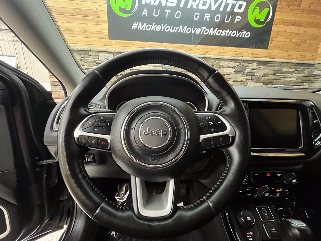 Used 2018 Jeep Compass Limited AWD/4WD image 24
